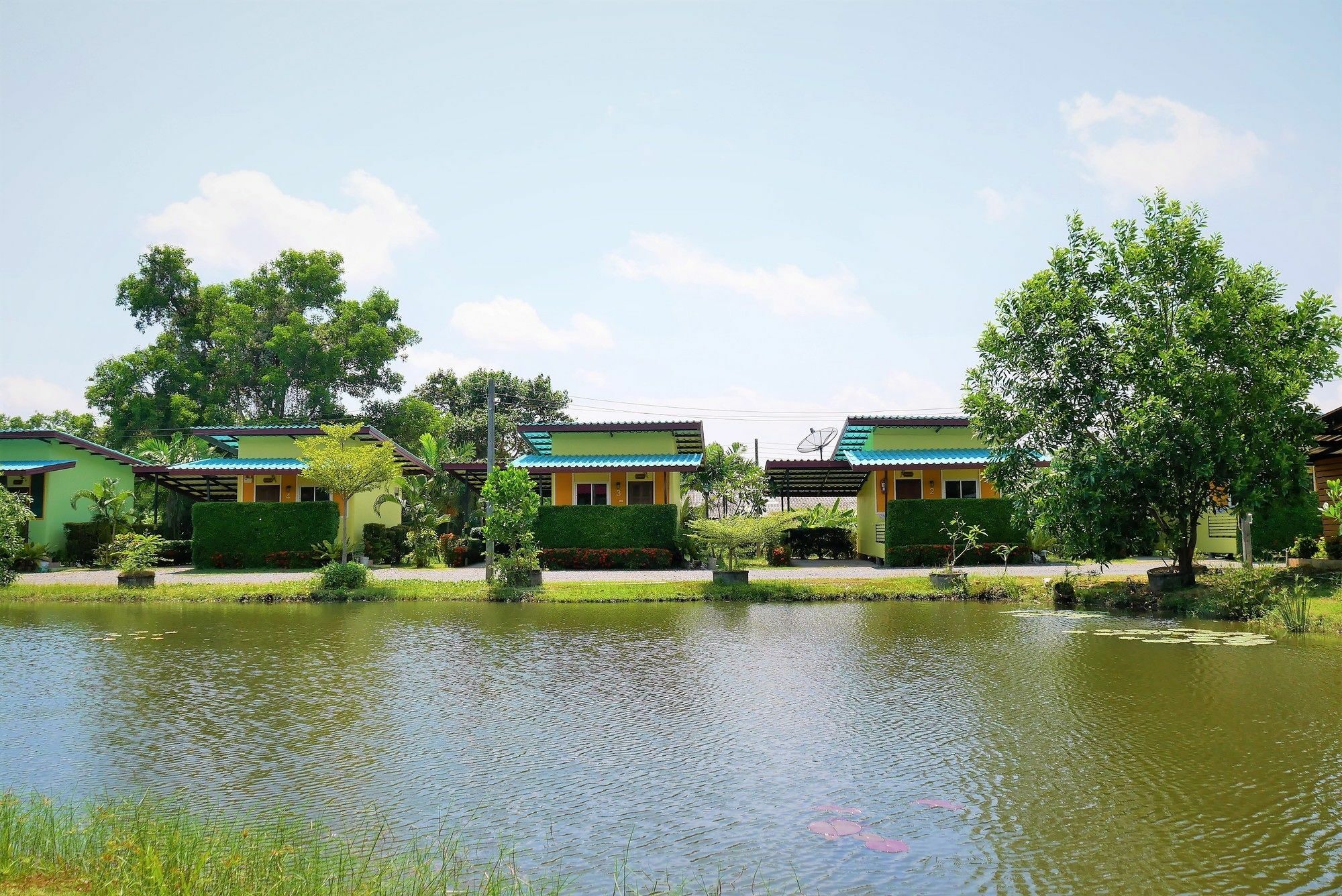 Panumas Resort Chanthaburi Bagian luar foto